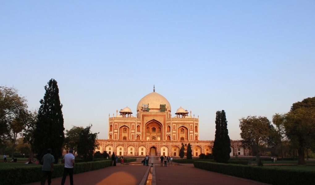 ബംഗാൾ സുൽത്താനേറ്റിന്റെ കലയും വാസ്തുവിദ്യയും; ഒരു എത്തി നോട്ടം