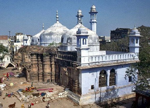 گیانواپی مسجد اور کاشی وشوناتھ مندر کے بیچ تنازعہ