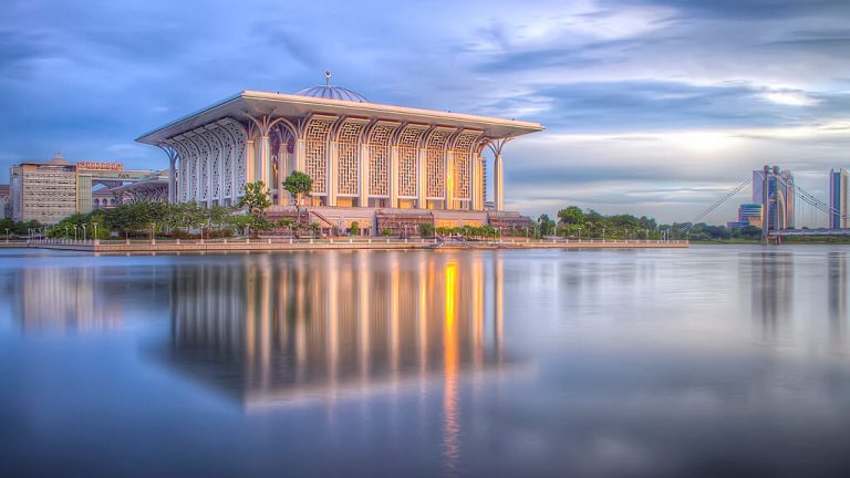 Tuanku Mizan Zainal Abidin Masjid, Putrajaya (Malaysia)