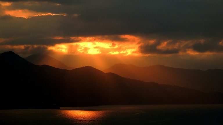 5 Valuable Lessons From The Life of Prophet Adam (AS)